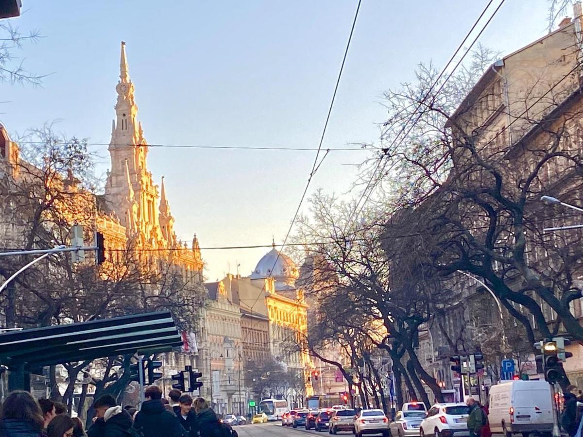 Cozy 3-bedroom In The Center Budapest